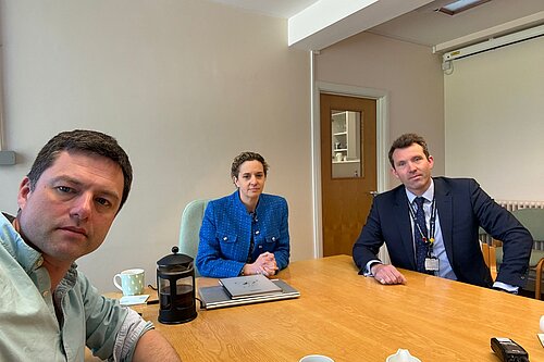 chris with head and head of trust